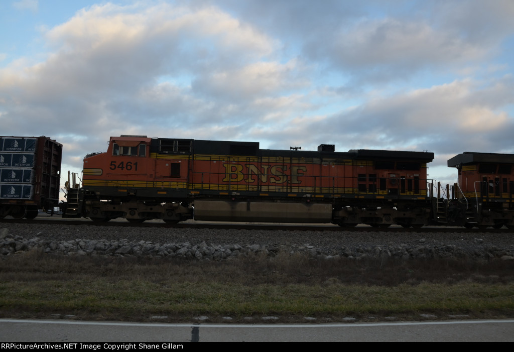 BNSF 5461